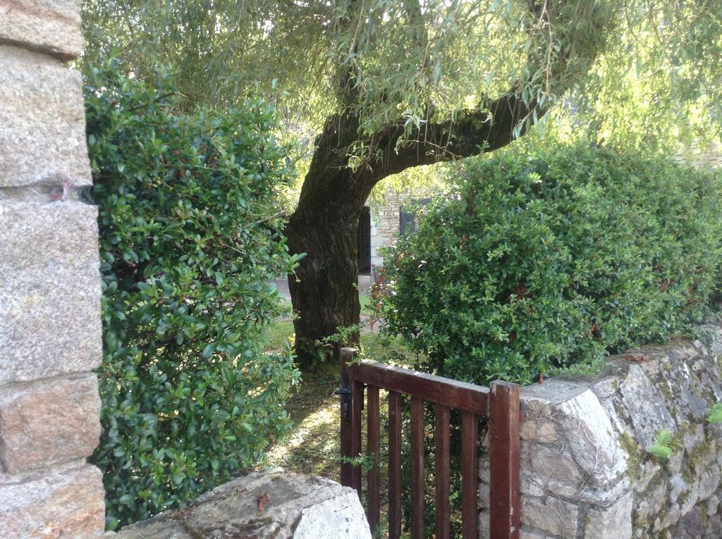 Le Guilloux Bed & Breakfast Saint-Ave Luaran gambar